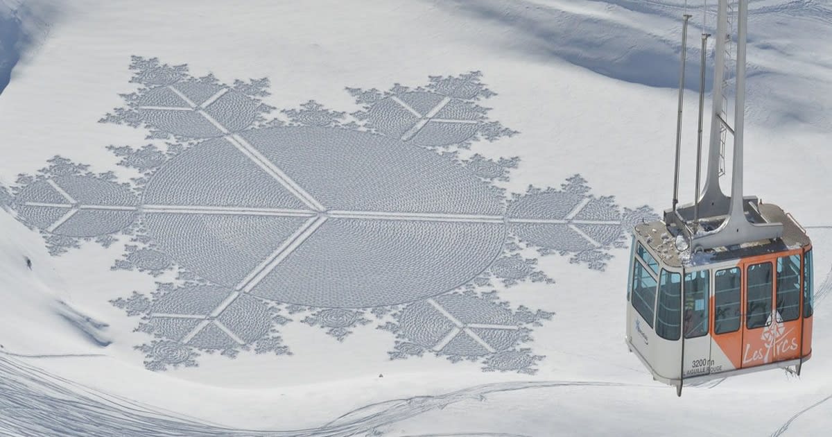 Interview: Artist Walks in Snow All Day to Create Giant Geometric Patterns by Foot