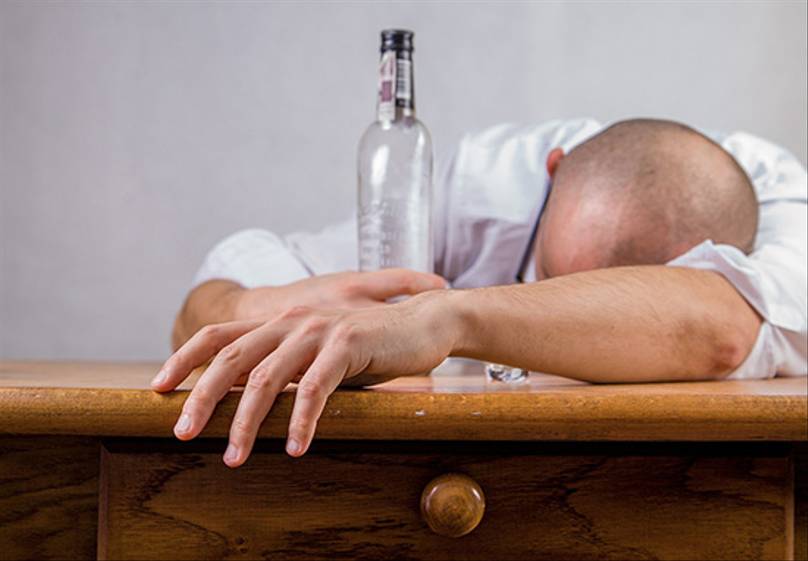 Hangover Anxiety Is Causing People To Give Up Alcohol For Good