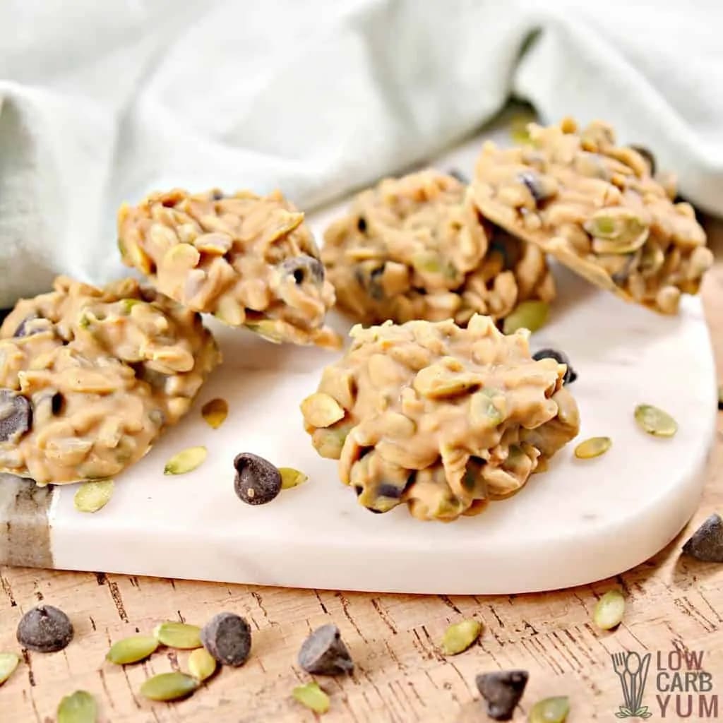 Keto No Bake Cookies with Peanut Butter