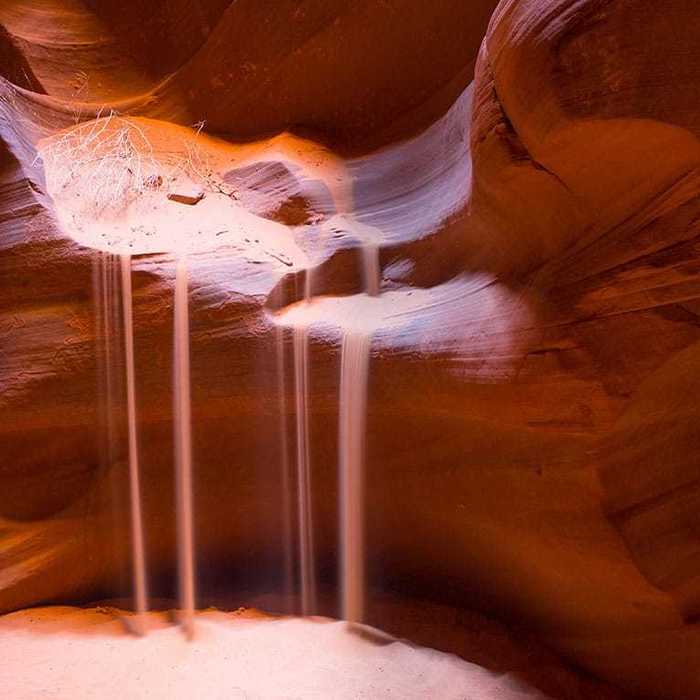Upper vs. Lower Antelope Canyon: which one should you visit?