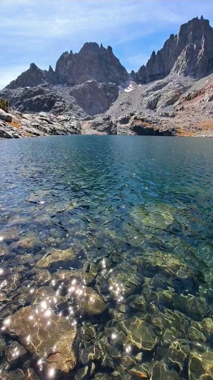 Them alpine lakes are somethin' else, Eastern Sierra, CA, USA [Sept 2021]