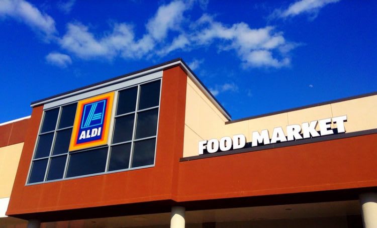 8 Simple Tips to Save Money at Aldi (How We Save $100+ Per Month!)