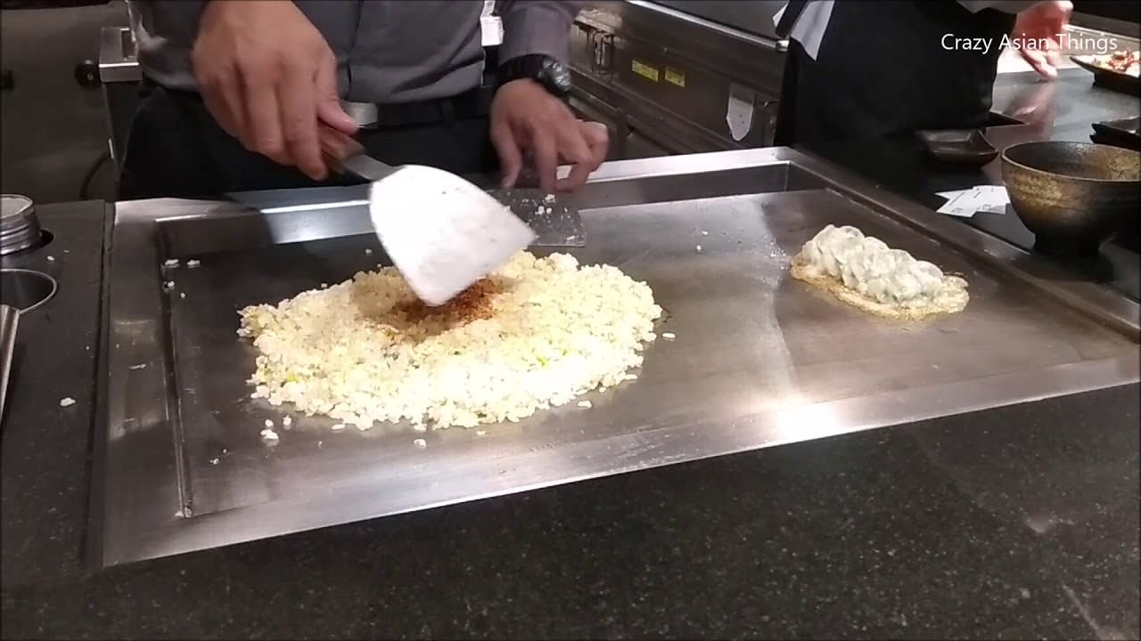 Omelette Fried Rice and Gyoza - Japanese Teppanyaki Cooking