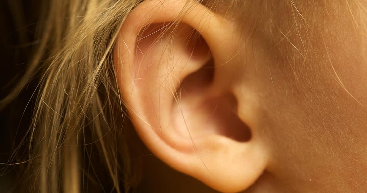 These 7 Behaviors Could Mean Your Toddler Has Trouble Hearing