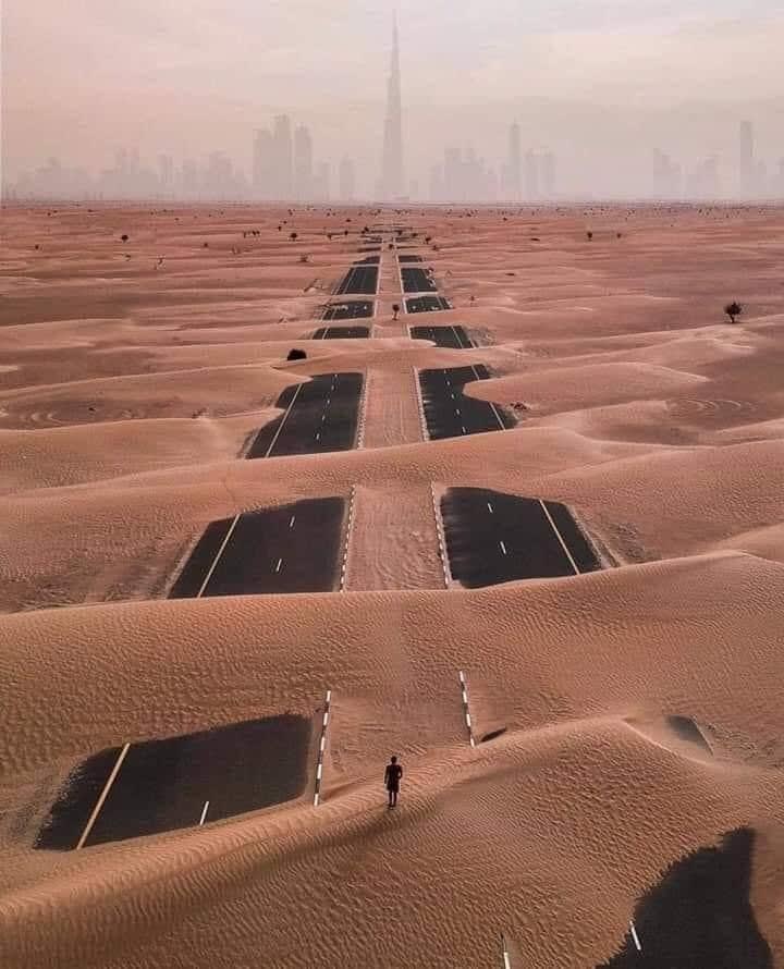 Sand storm in Dubai.