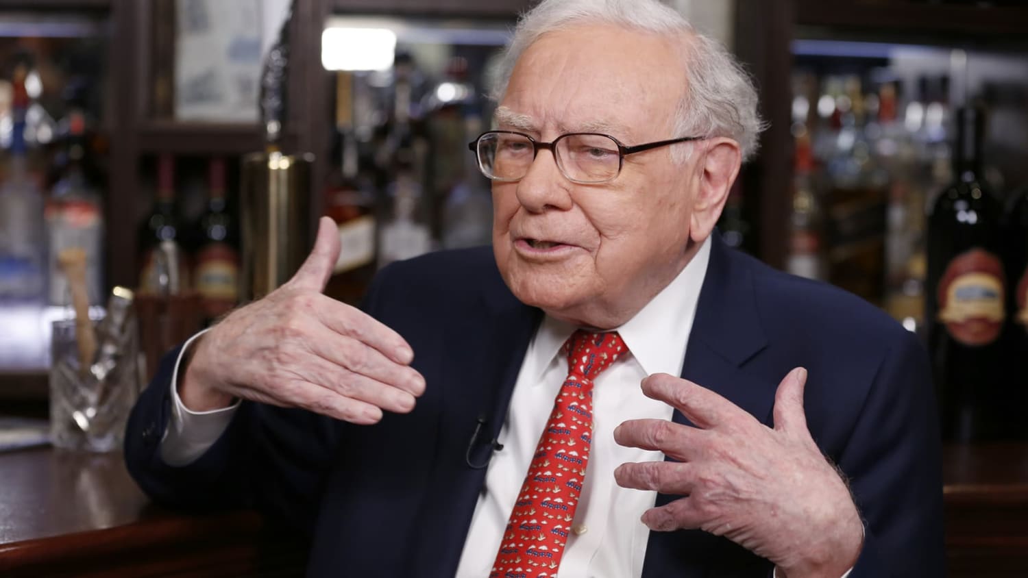 Here are Warren Buffett's 10 biggest holdings now, half of which are banks