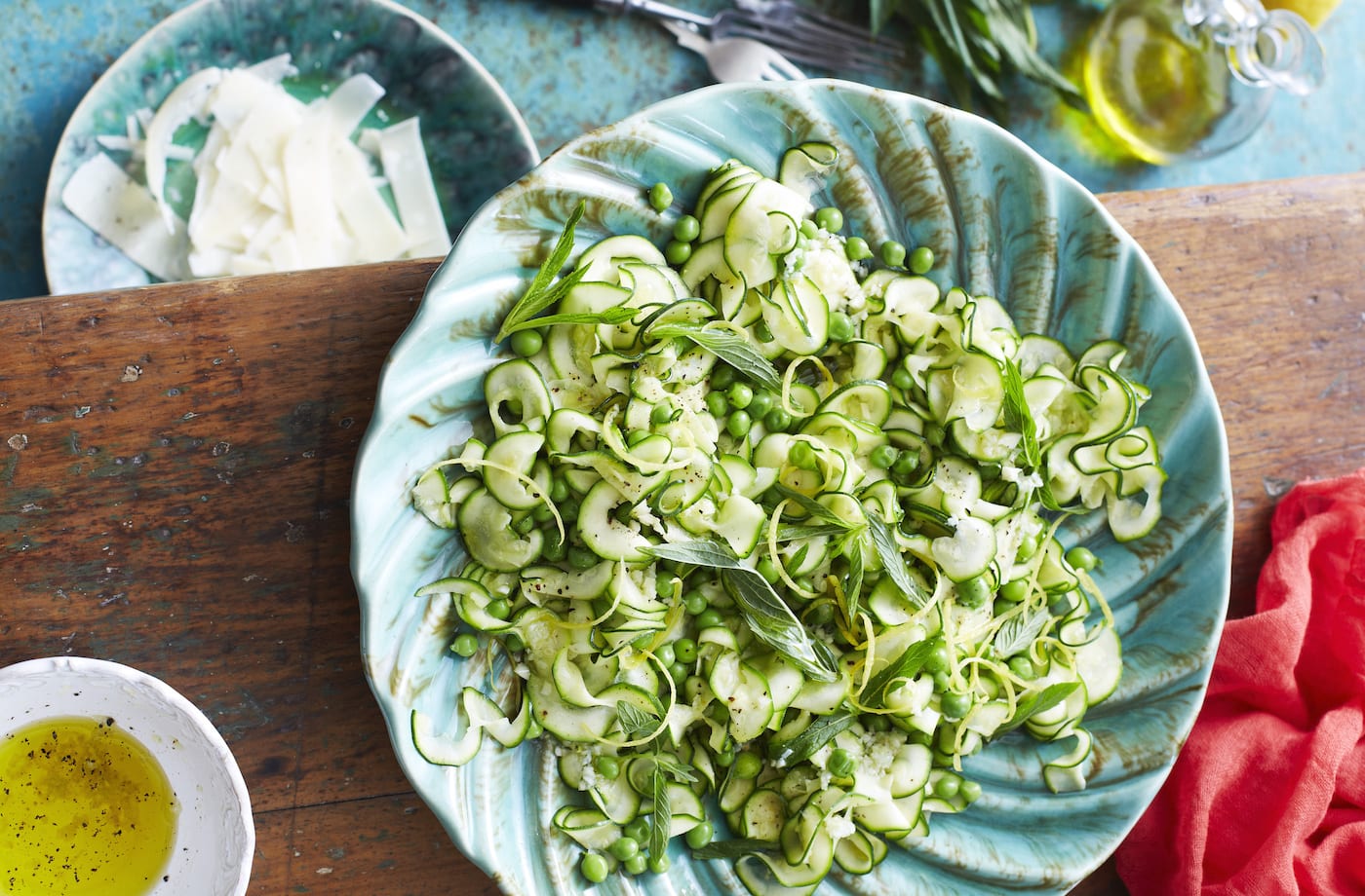 How to make zoodles that don't drown in their own bodily fluids before dinnertime