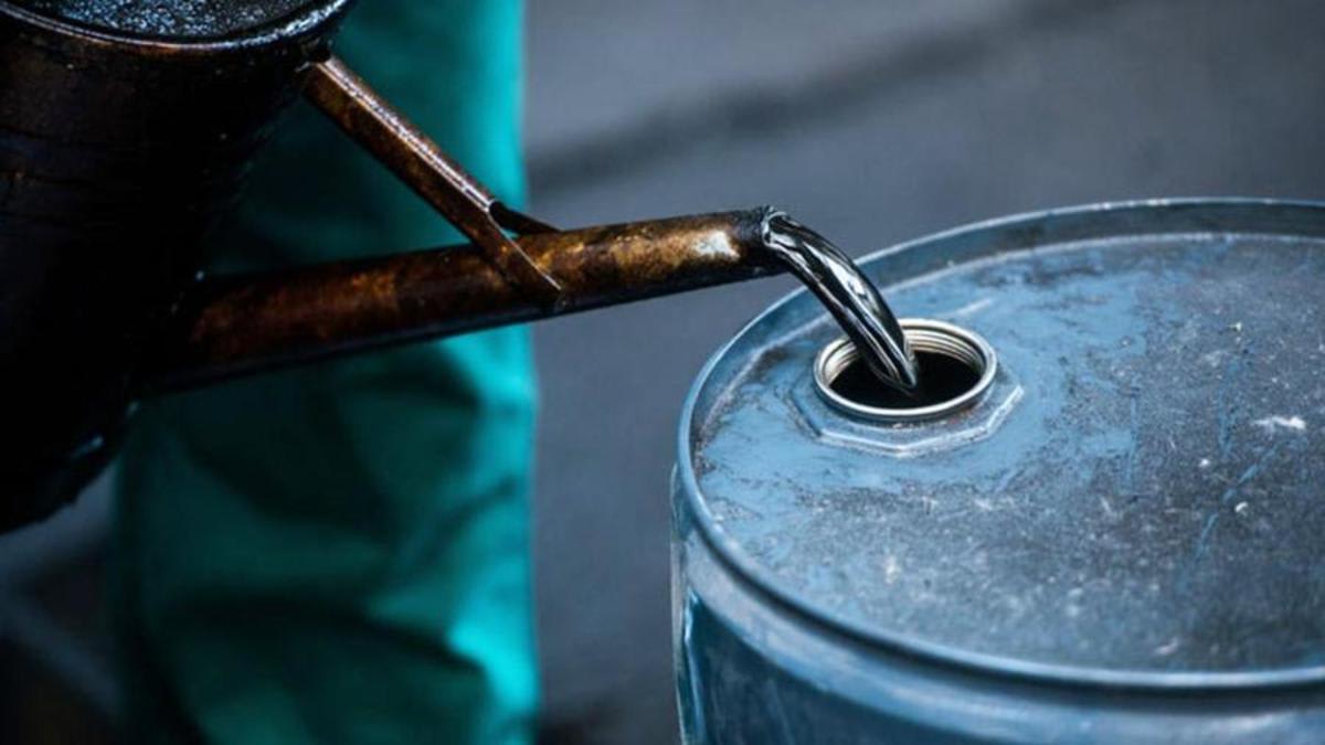 Oil Prices Dive, IBM Reports Earnings, Shake Shack to Return $10M PPP Loan - 5 Things You Must Know Monday