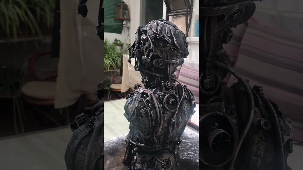Artist Showcases Their DIY Sculpture Made With Recycled Material And Junk - 1188710