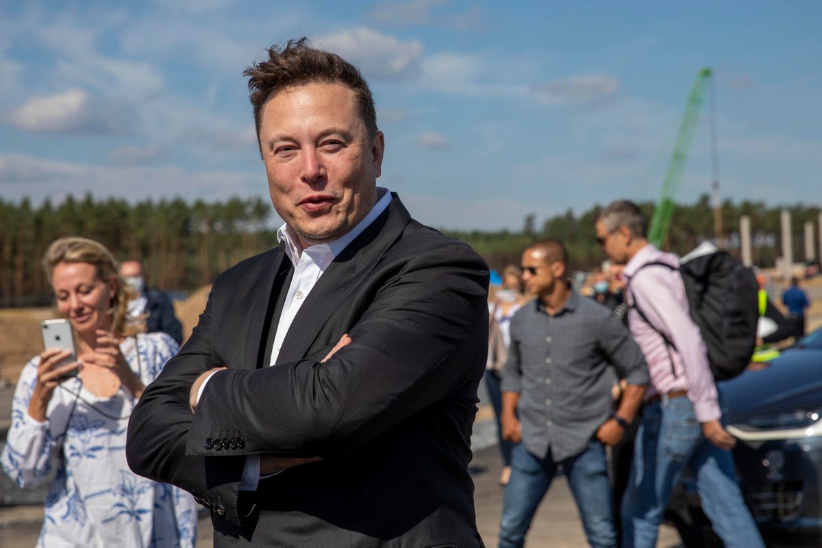Elon Musk Is Now The Richest Person In The World, Officially Surpassing Jeff Bezos