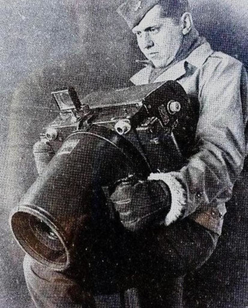 Kodak K-24, aerial reconnaissance camera - ca 1942