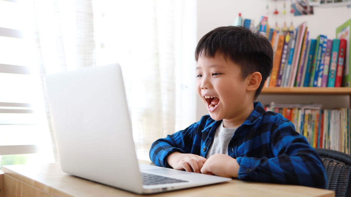 How to Help Your Kids Get Better at Video Chatting
