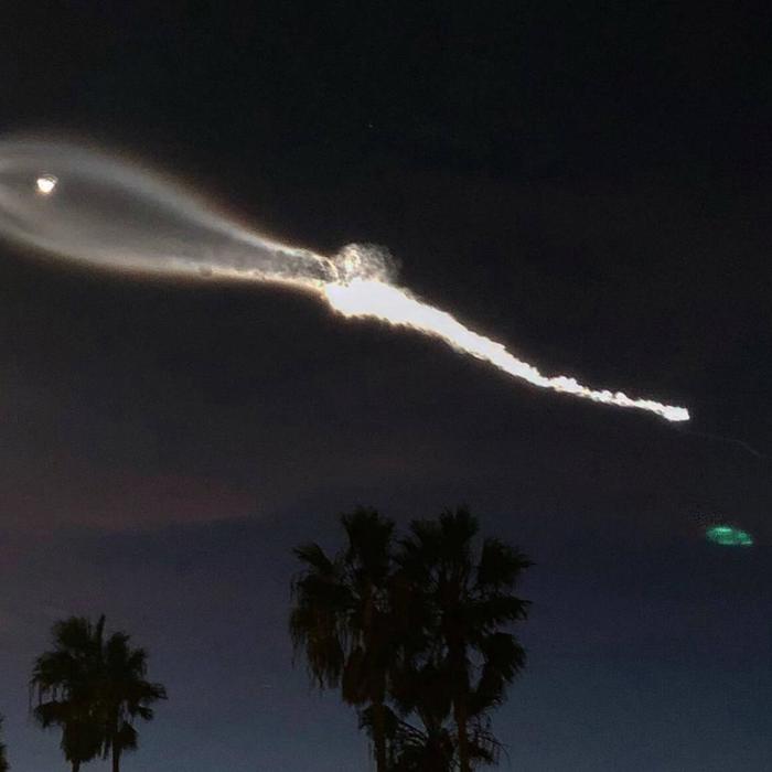 US Air Force: Don't Worry About Those Weird Lights and Booms Sunday, It's Just a Spaceship
