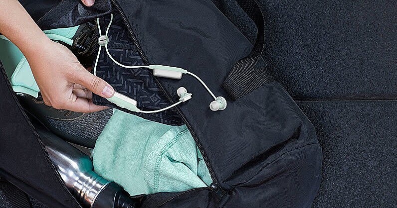 The Best Wireless Headphones for Working Out, Traveling, and Life