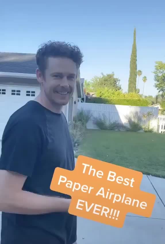 Best paper airplane