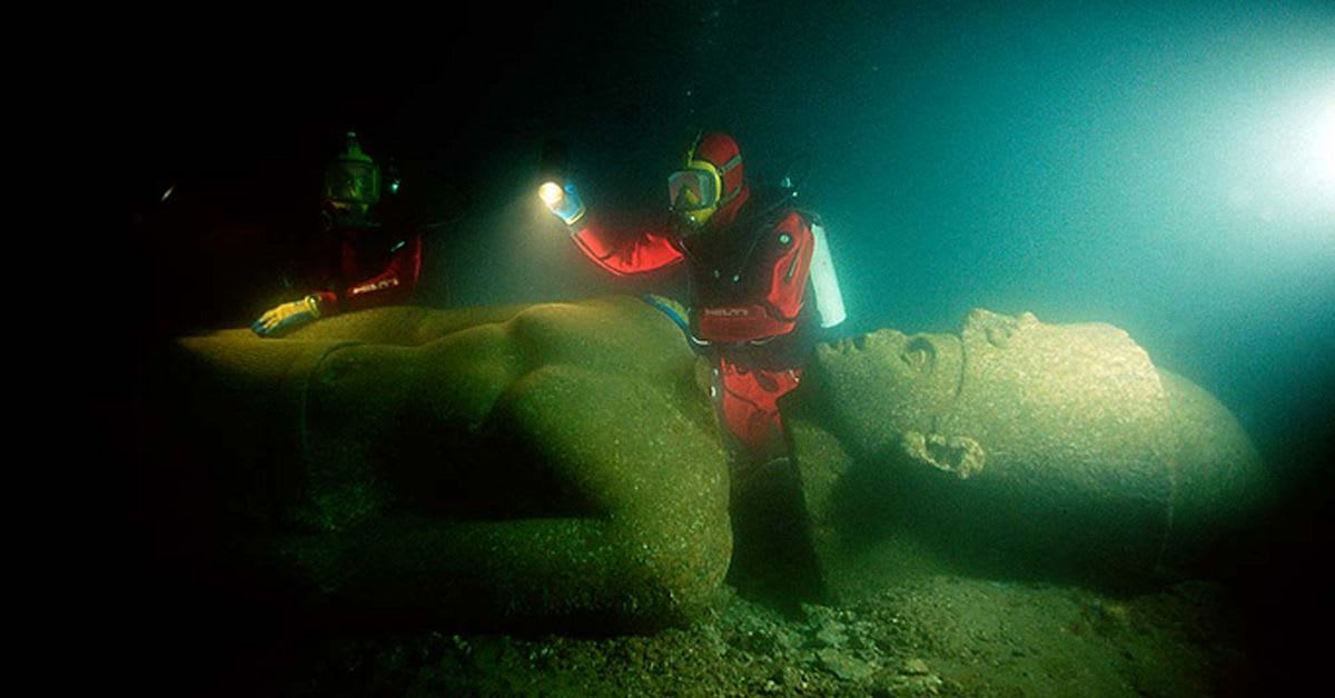 Mysterious temple discovered in the ruins of sunken ancient city