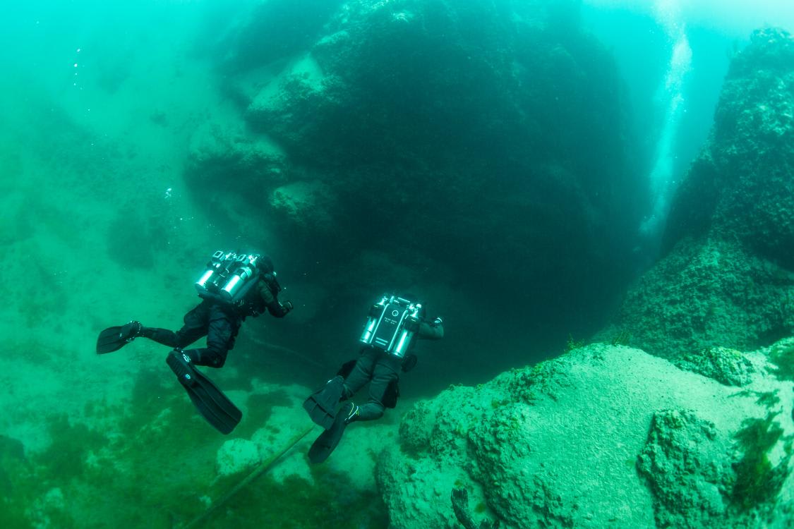 Diving in Lake Baikal, the deepest lake on Earth -- gazing into the nearly-bottomless abyss