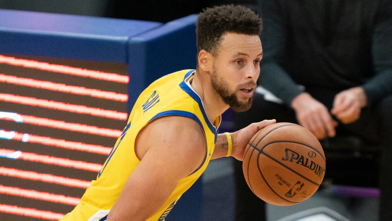 Stephen Curry on MVP talk: 'I really try not to get distracted by that'