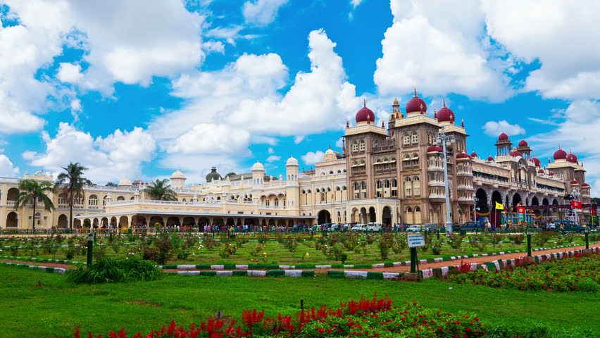 Top 4 Reasons To Visit Bangalore On Your Next Holiday
