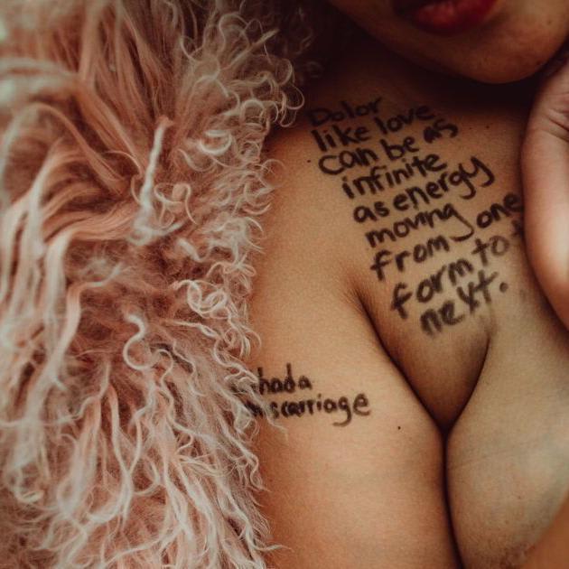 Stories Of Pregnancy And Infant Loss Are Turned Into Poetry In Powerful Photos