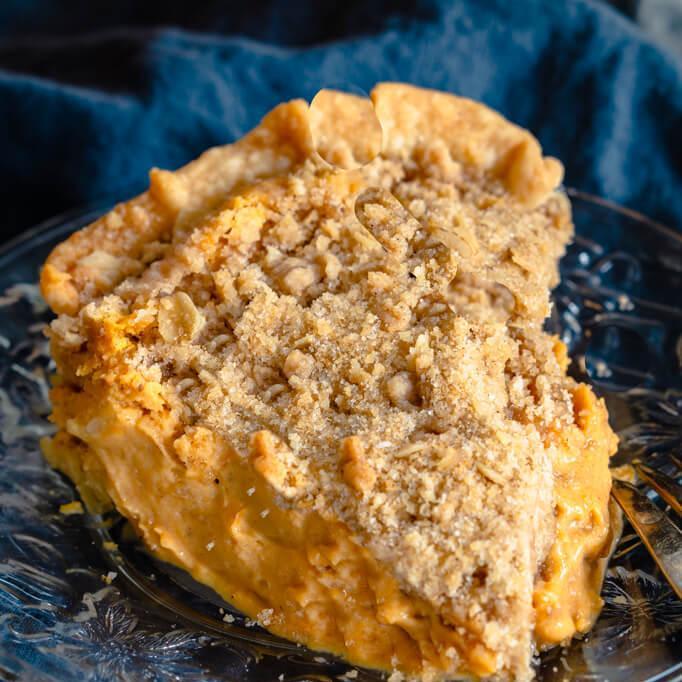 Rich and Creamy Pumpkin Cheesecake Pie