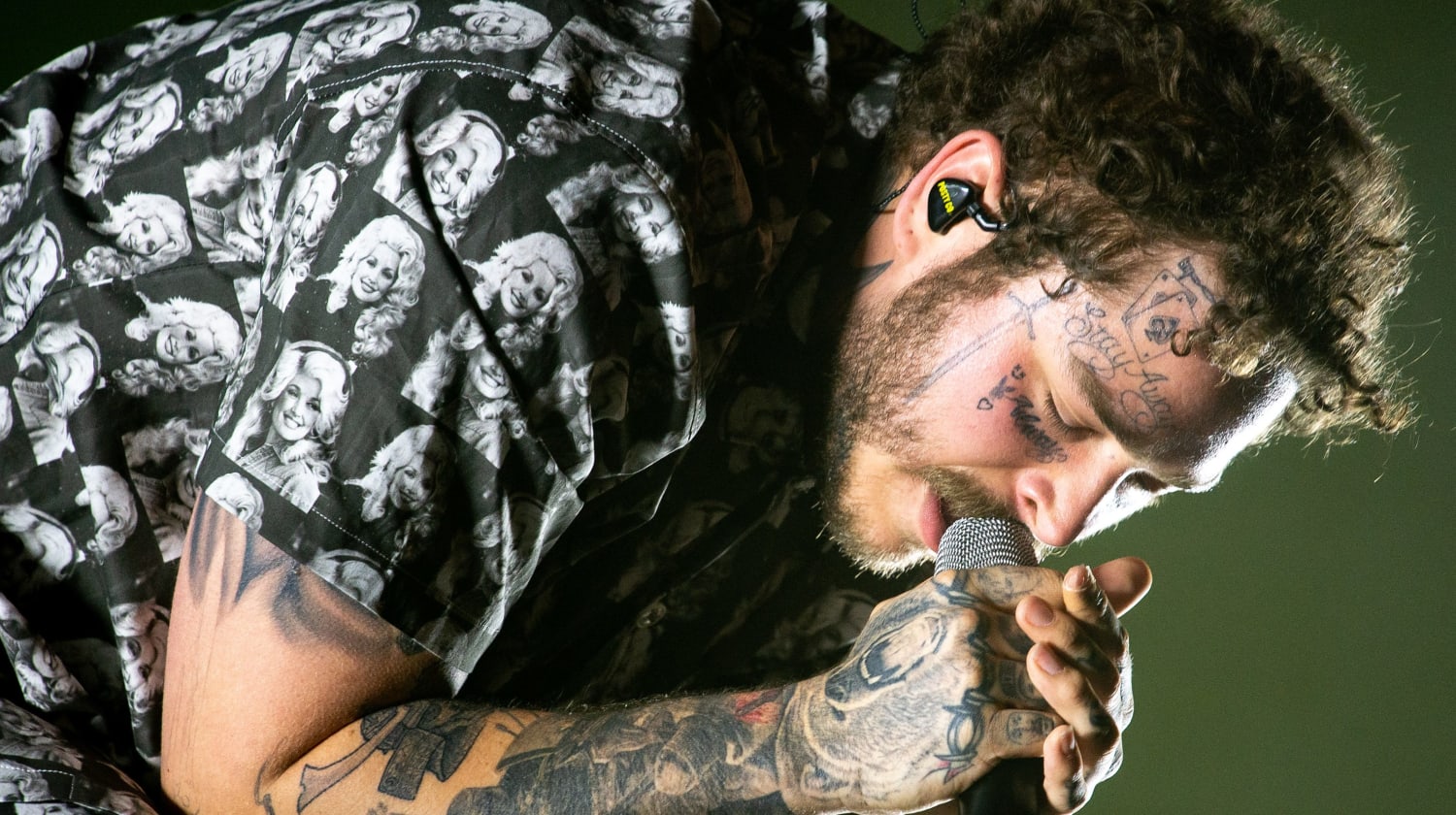 Post Malone wore a Dolly Parton outfit during his Bonnaroo set, and Dolly Parton loved it