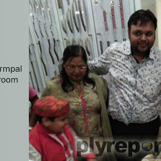 Masala King Dharmpal Visit Dekor Showroom At Patna