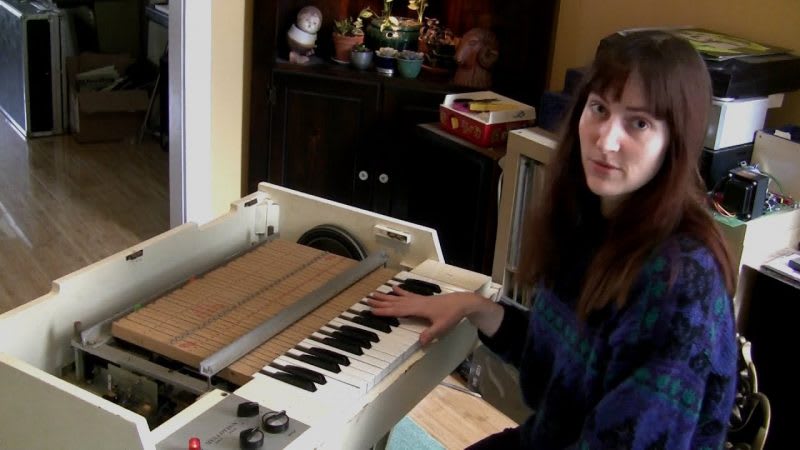 How the Psychedelic Mellotron Works: An In-Depth Demonstration
