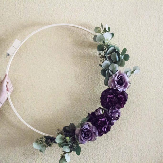 DIY deep purple fall wreath with embroidery hoop