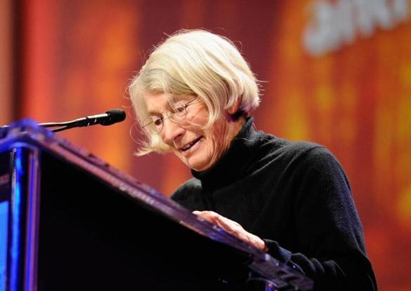 Pulitzer Prize-winning poet Mary Oliver dies at 83