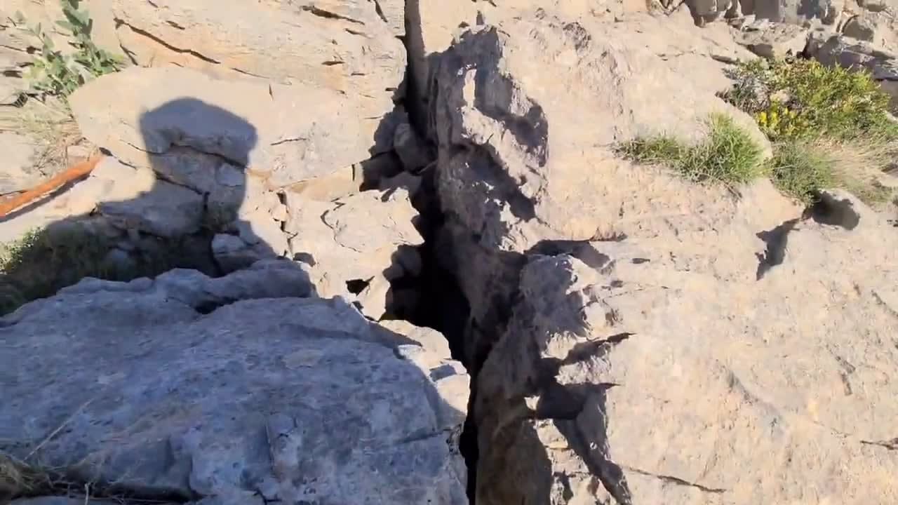 Turkish shepherd rescued his goat that stuck in rocks