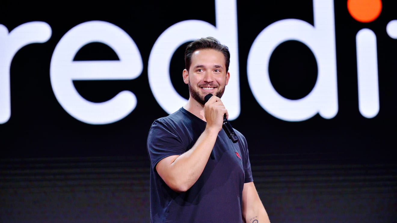 Reddit co-founder Alexis Ohanian resigns from board and asks to be replaced by a black candidate