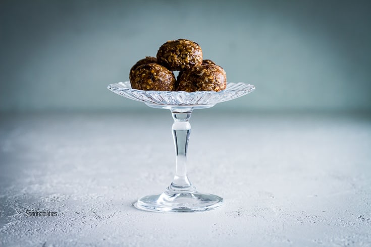 Protein Energy Bites for a healthy pick-me-up, or dessert
