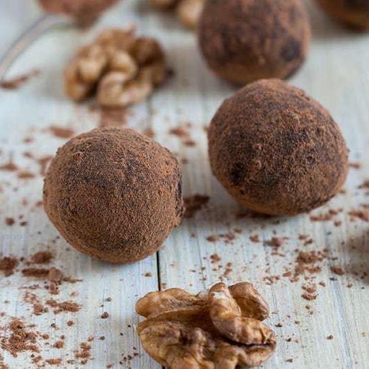 No Bake Energy Balls Recipe. A Healthy and Easy Snack