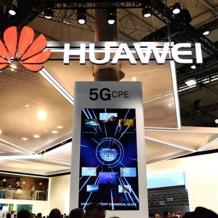 U.S.-Huawei Fight to Take Center Stage at Trade Show
