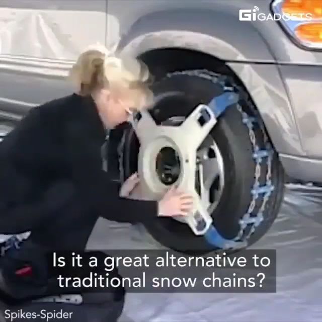 can install this snow chain in 60 seconds.