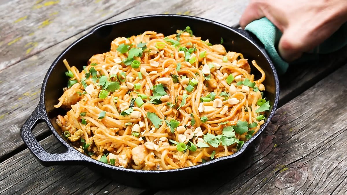 Video: How to Make Pad Thai on Your Camp Stove