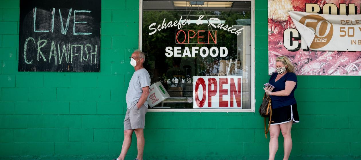 U.S. seafood workers fight unsafe job conditions amid pandemic