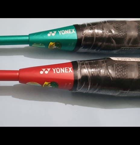 Brief Introduction of Yonex ASTROX 68 D and 68 S Badminton Racket