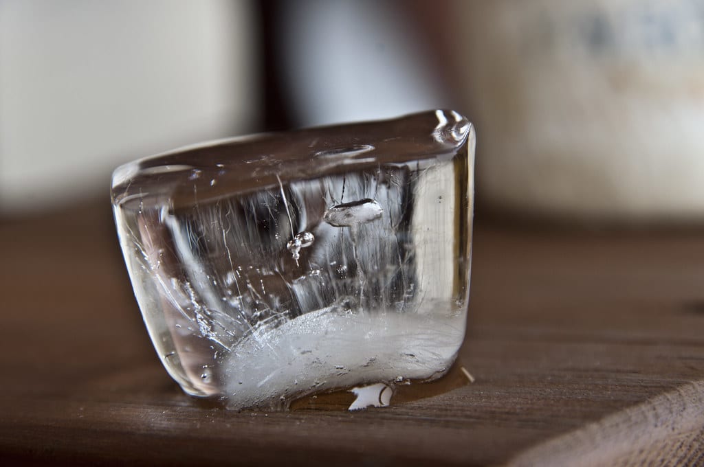 How to Make Ice Cubes Without Using a Tray?