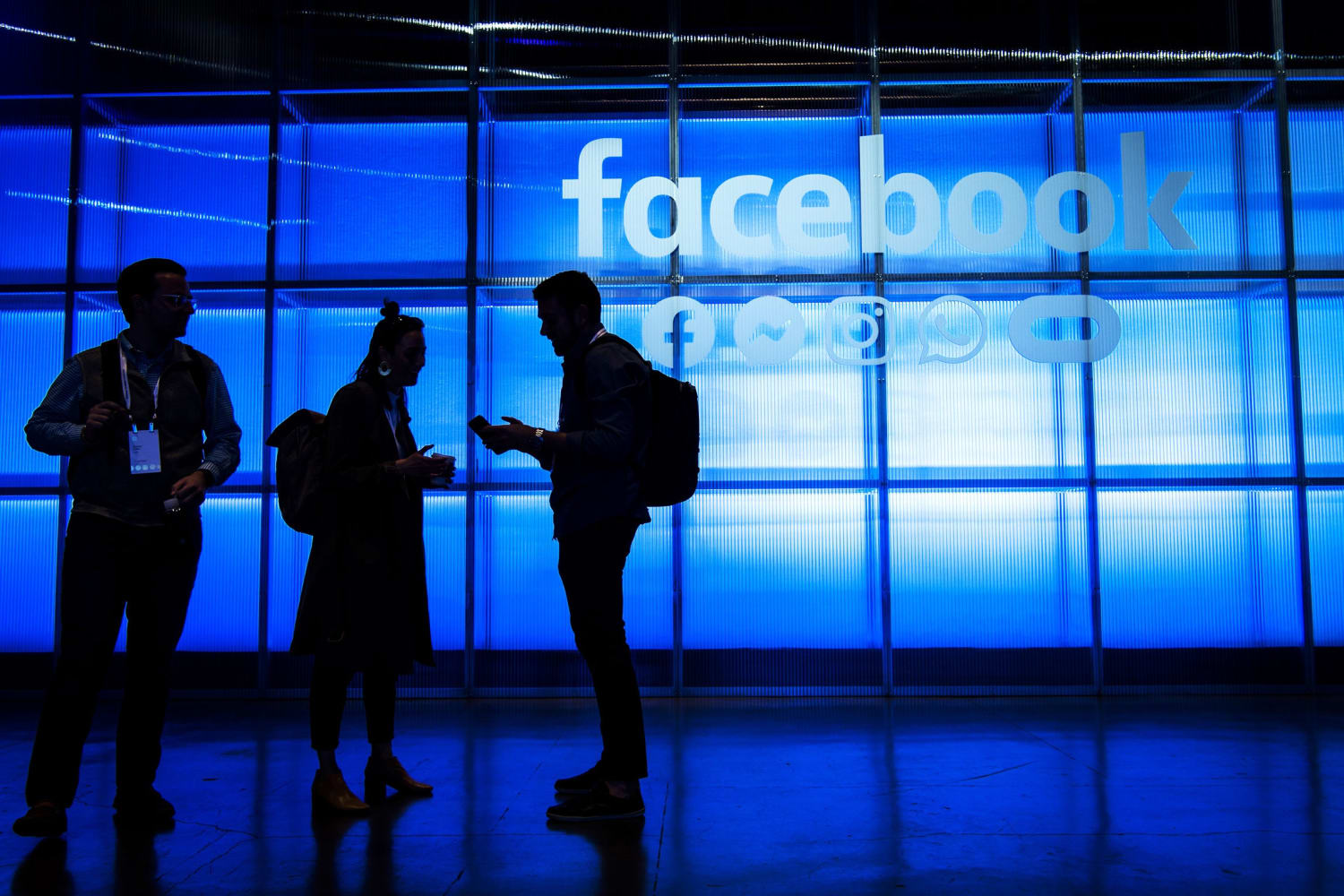 Facebook Habiskan US$ 75 juta lebih Bantu Perusahaan Pers Selama Corona
