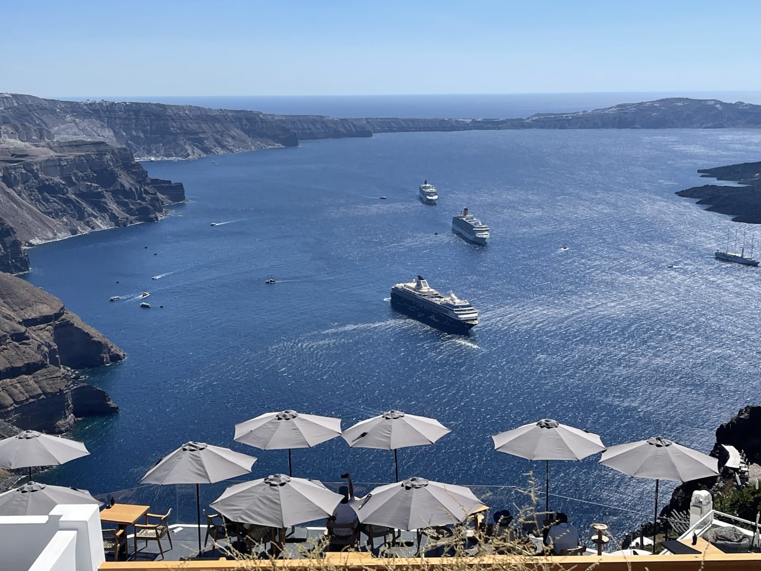 Todays view from The Vasilicos - Santorini 🤷👍😊