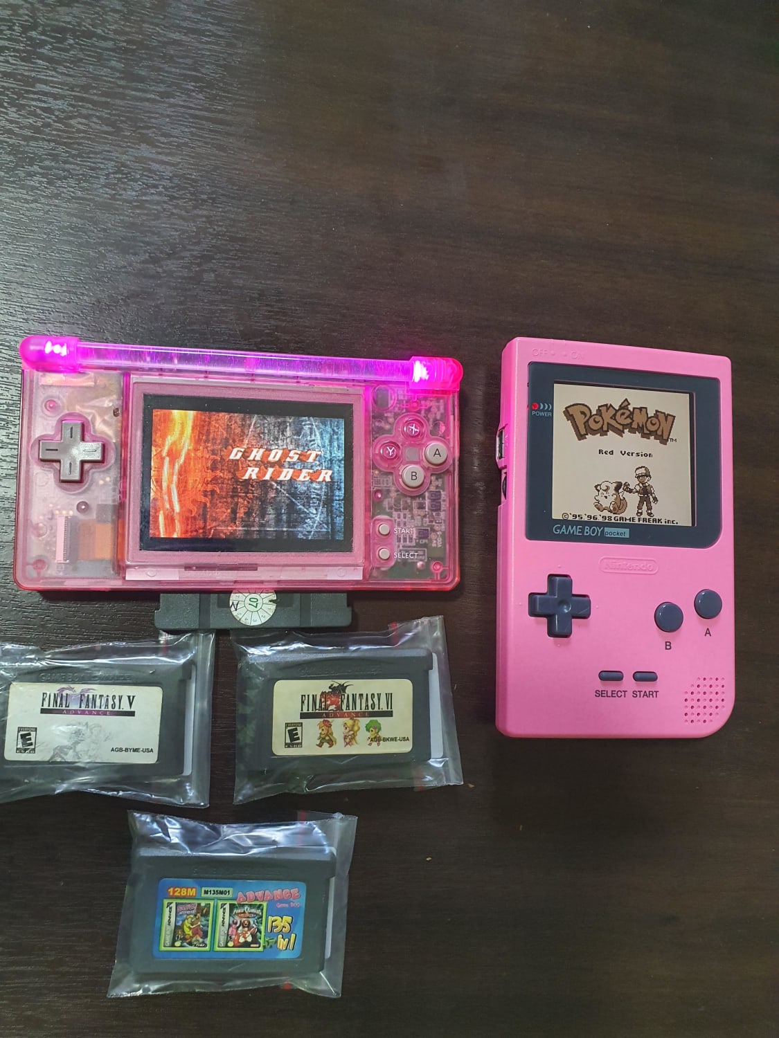 Found these gameboy n gameboy advance cartidge in my local secondhand shop. Remind me of my childhood n couldnt resist n bought them. Spend the weekend playing with them, ghost rider is such a good game (love the movie too).