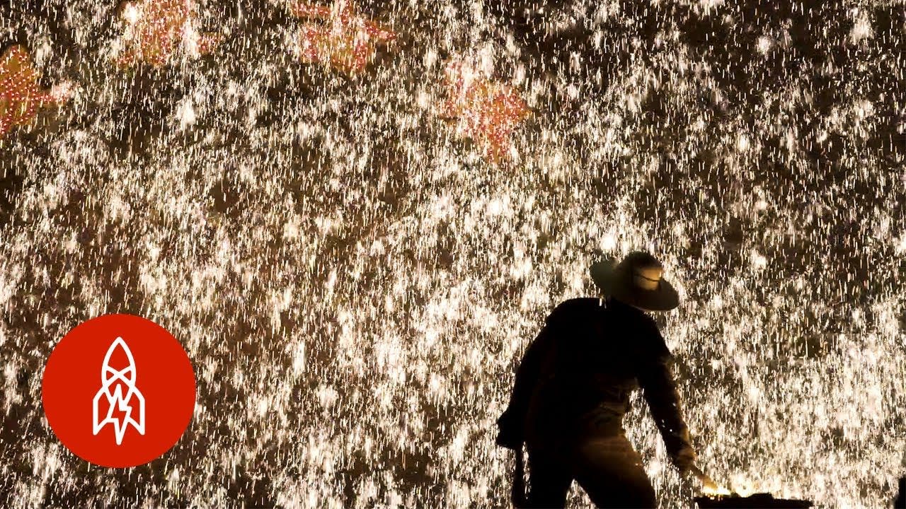 The Spectacular Chinese Tradition of Molten Iron Fireworks: Da Shuhua is a 500-year-old tradition that began in Nuanquan. Wanting a way to celebrate Chinese New Year, but unable to afford traditional fireworks, blacksmiths tossed molten iron against the walls to create beautiful showers of sparks!