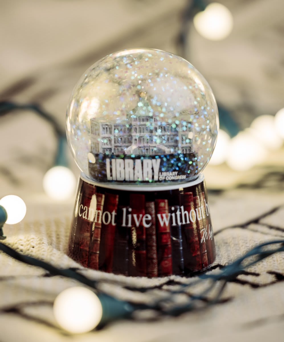 SHOP SATURDAY: Bring the the Library’s iconic Thomas Jefferson building into your home this holiday season with this beautiful snow globe. Available now at the Library's Shop: