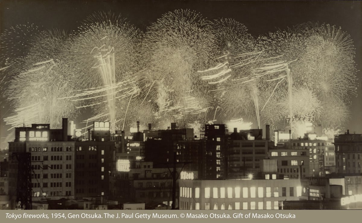 Do you enjoy watching fireworks on New Year’s Eve? Thought to have originated in China around 200 BCE, fireworks have become a much-loved tradition worldwide for ringing in the new year. This image by photographer Gen Otsuka depicts a fireworks display over Tokyo in 1954.