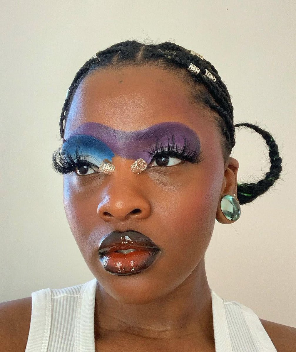 “Makeup has no gender or rules — it’s for everyone.” 💯 See more from 22-year-old freelance artist Jacinda Pender