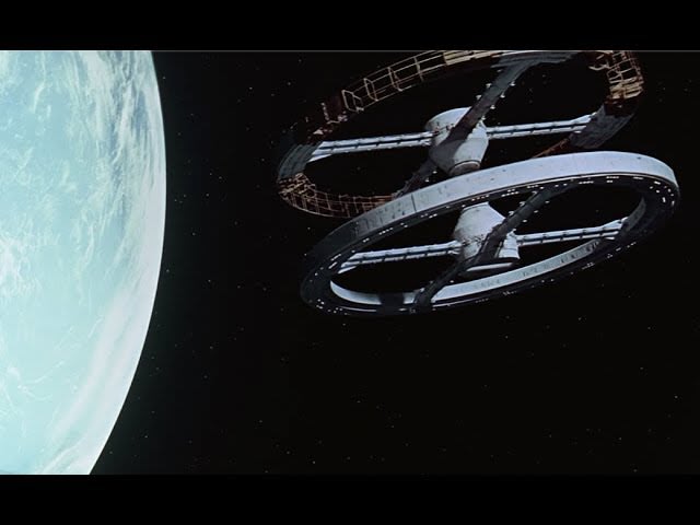 Arguably the greatest use of classical music in movies：2001: A Space Odyssey (1968) - 'The Blue Danube'