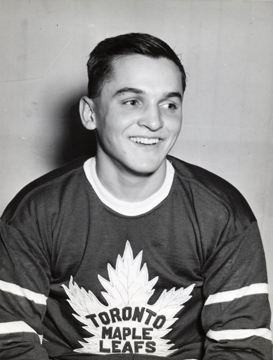The Maple Leafs are deeply saddened to learn of the passing of Phil Samis. Phil was a member of the Maple Leafs during their 1948 Stanley Cup run. At 94, he was the last living Leaf from the Cup dynasty of that era. Our thoughts are with his family.