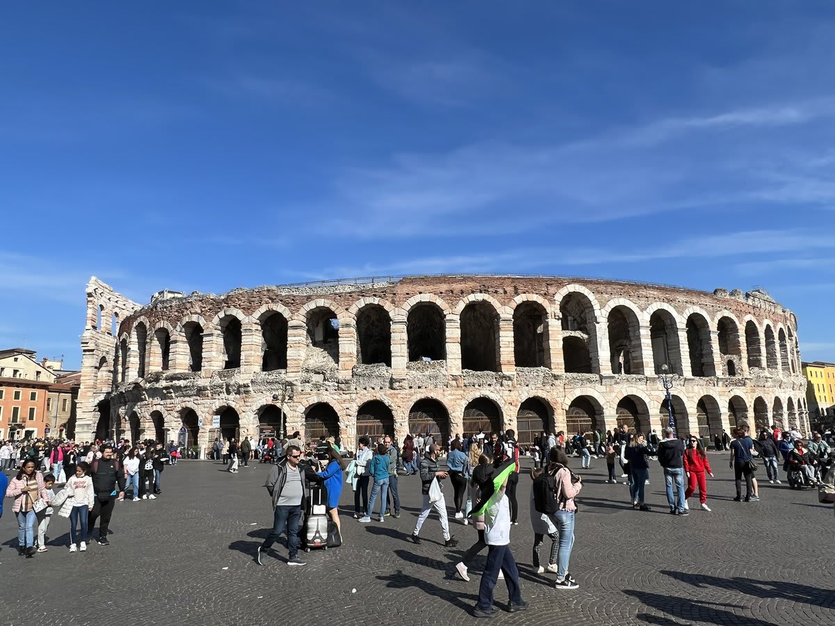 Verona Visits You! With its Roman ruins, renaissance palaces, medieval buildings, piazzas, Verona is one of the most beautiful cities in Italy #Travel